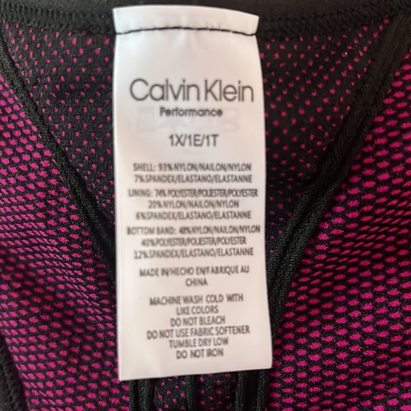 NWT- Calvin Klein Reversal Performance Sport Bra - Picture 4 of 5